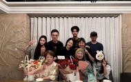 S妈回应大S雕像进度，大赞女婿具俊晔重情重义：雕像或明年完成，图纸是他画的